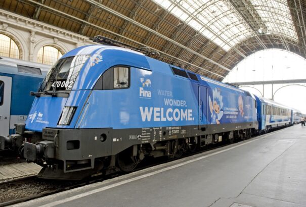 Féláron utazhatunk vonattal a vizes vb-re!