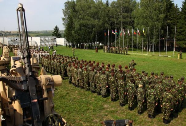 A V4 csak a kezdet, új szövetség alakulhat ki Nyugat és Kelet határán