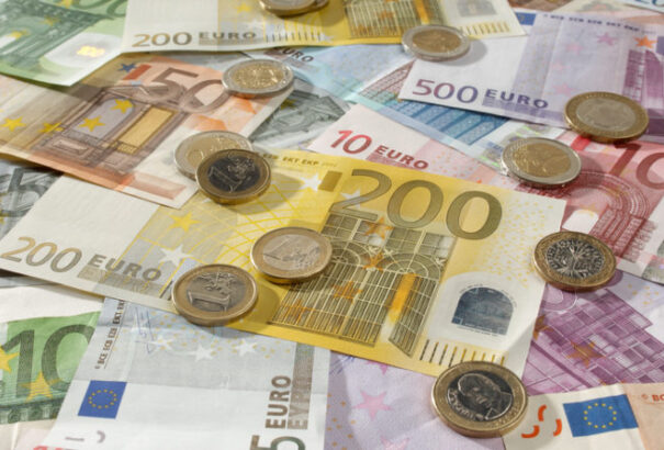 Felmérés: Szlovákia sereghajtó a határidőben kifizetett számlák terén