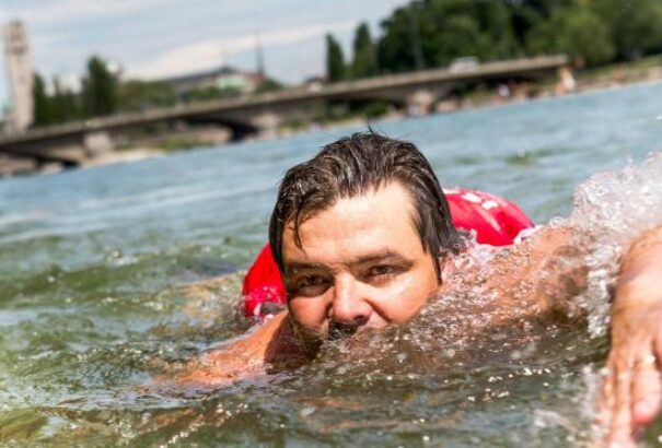 Elege lett a reggeli dugókból. Új közlekedési formát talált fel