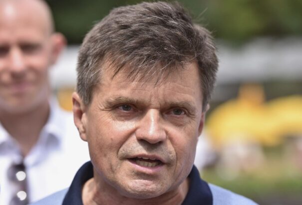 Így reagált Brüsszel a Plavčan-botrányra: négy felhívás kifizetéseit is leállítják