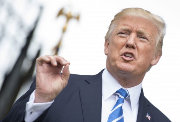 Trump „lehetséges katonai akciót” emlegetett Venezuela ellen