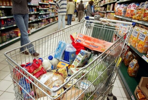 Egekbe szökött a vaj ára, tovább drágulhatnak a tejtermékek