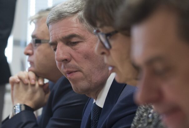 Megszólaltak a Most-Híd miniszterei: „Van értelme így folytatni?”