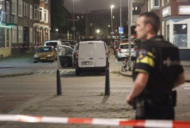 Gázpalackokkal megrakott furgon miatt fújták le a koncertet Rotterdamban