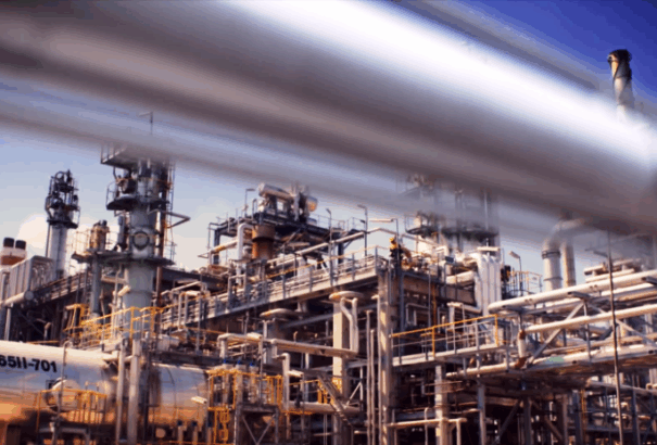 Óriáscégek tulajdonosai politikai kapcsolatokkal – Kik irányítják az energetikai vállalatokat Szlovákiában?