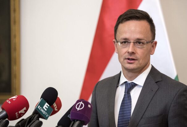 Szijjártó: az ENSZ globális migrációs csomagja Európa elárulása