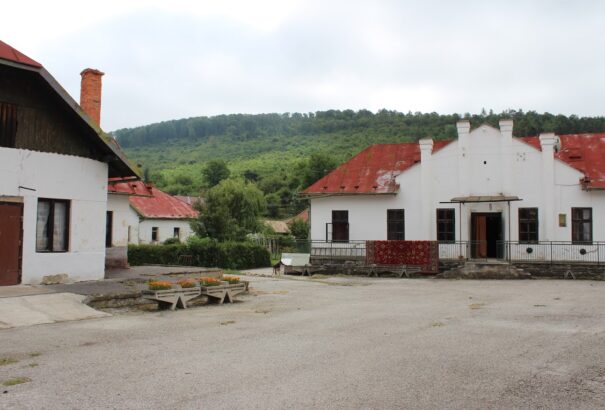 Fürdőélet Gömörben – Velünk élő fürdőtörténelem kötetben és képeken