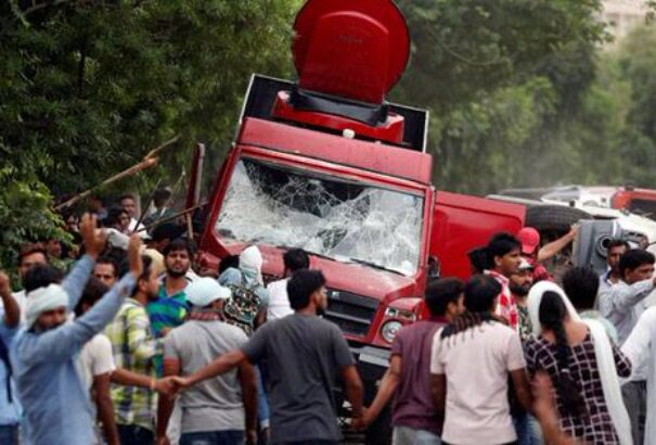 Súlyos zavargások törtek ki Indiában egy nemi erőszakért elítélt szektavezér miatt