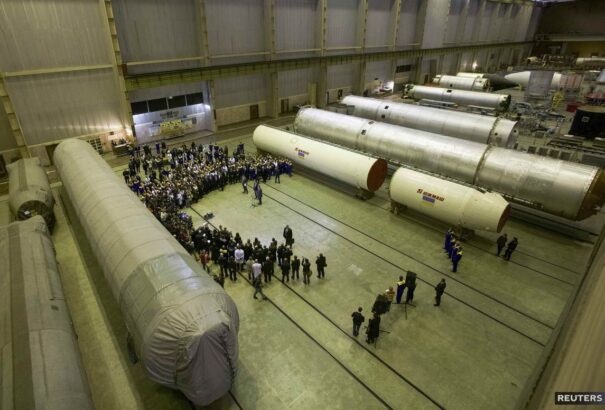 Az USA fegyverszállítmányokkal támogatná a kijevi vezetést