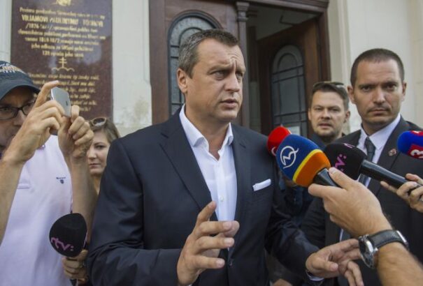 Ma ülésezik az SNS elnöksége, Danko meghatalmazást kap, hogy kilépjen a kormányból