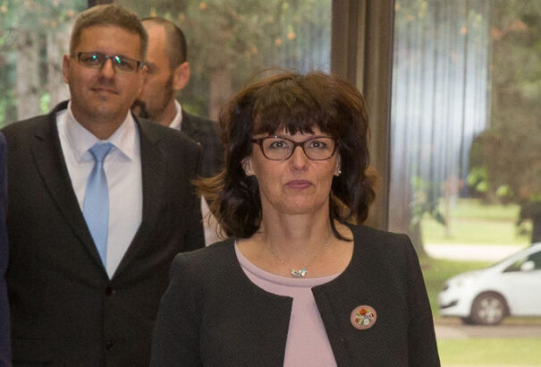 Újra elkezdődött a harc a Közbeszerzési Hivatal elnöki székéért