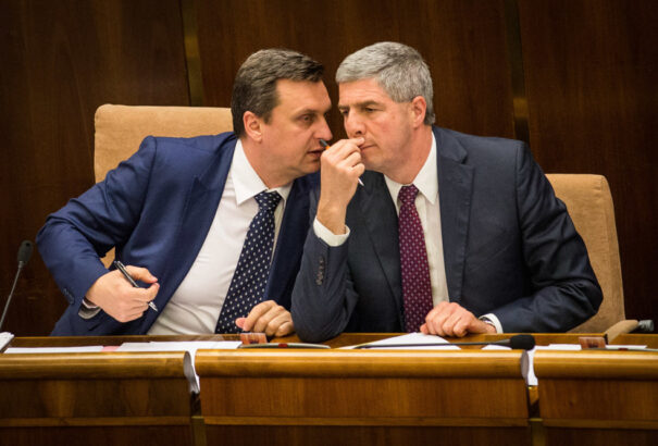 SaS: Pat és Mat akcióban (videó)