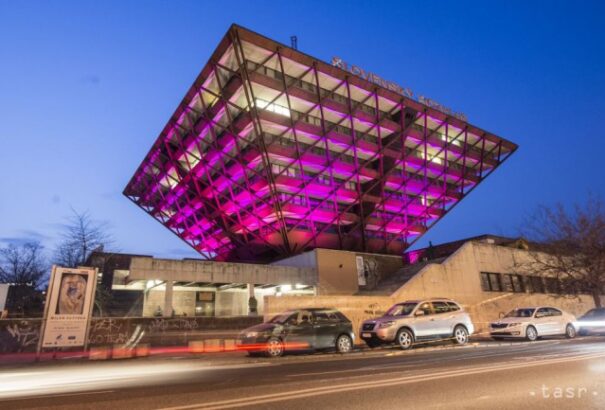 Rezník 32 millió eurót kér az államtól az RTVS épületeinek felújítására