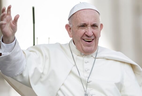 Ferenc pápa beismerte, hogy pszichológushoz járt