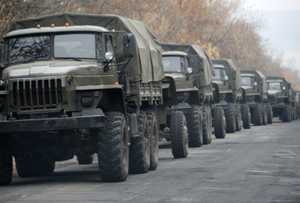 A jövő hét folyamán katonai konvojok vonulnak át az országon