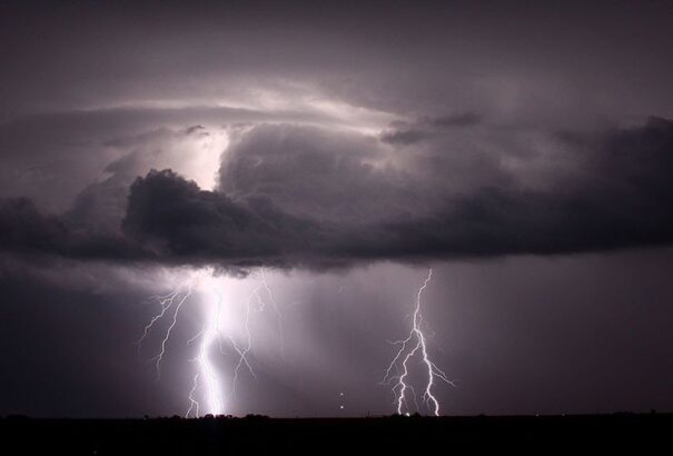 Fesztiválozók közé csapott a villám Franciaországban