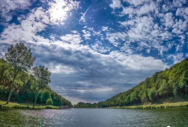 A hétvégén is folytatódik a vénasszonyok nyara