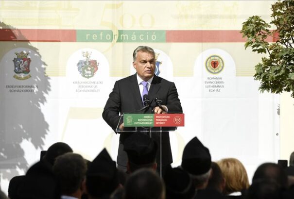 Orbán Viktor: A jövőt magyar nyelven írják