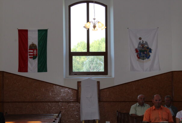 Reformáció 500: Faragott emléktáblával emlékezik a Szap-Nyáradi gyülekezet