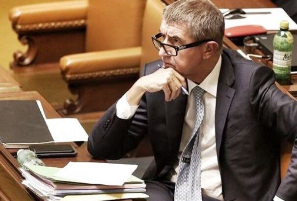 Csehország: Jön a politikai nagytakarítás?