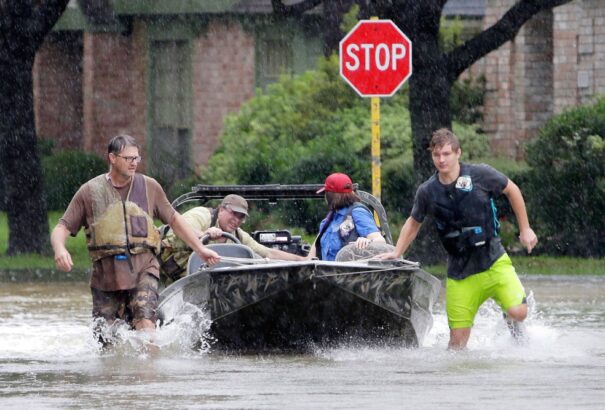 Magyar segélymunkások is részt vesznek a mentésben a vihar sújtotta térségben Texasban