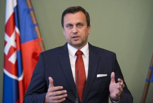 Danko elutasítja Nicholsonová vádjait