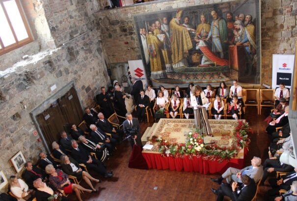 „Hogy helyrebillentsen egy önmagából kifordult világot” – Szent István-díj átadó Esztergomban