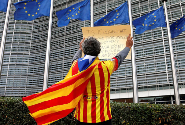 Miért burkolózott Brüsszel hallgatásba Katalónia esetében?