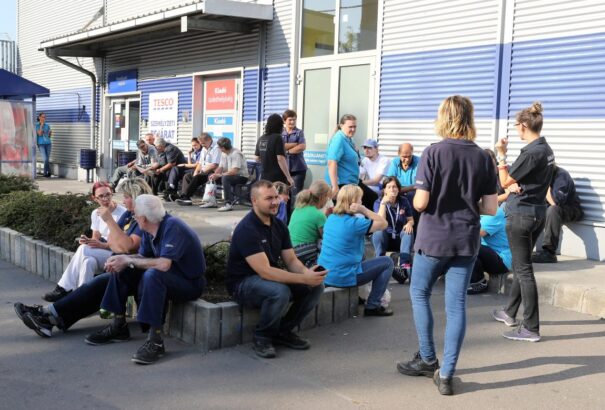 Kivonulhat Közép-Európából a TESCO