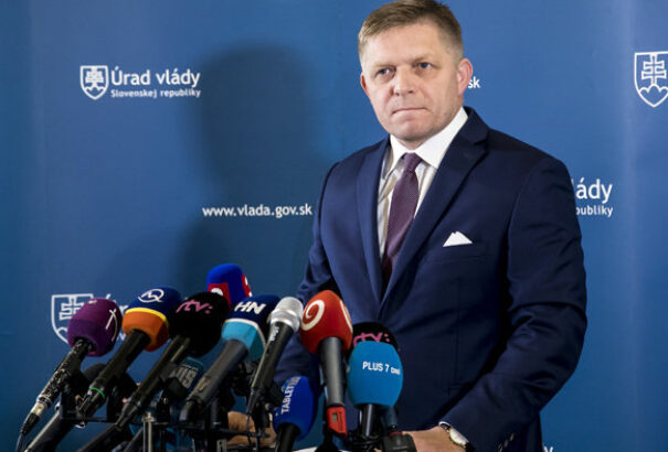 Fico rezidenciákat szeretne a közjogi méltóságoknak