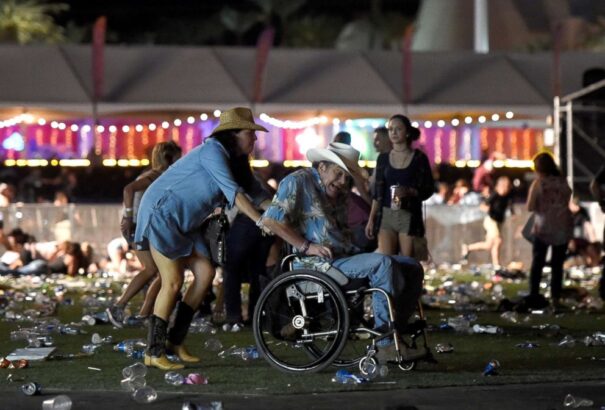 Las Vegas-i lövöldözés: adományokkal segítik a helyiek az áldozatokat