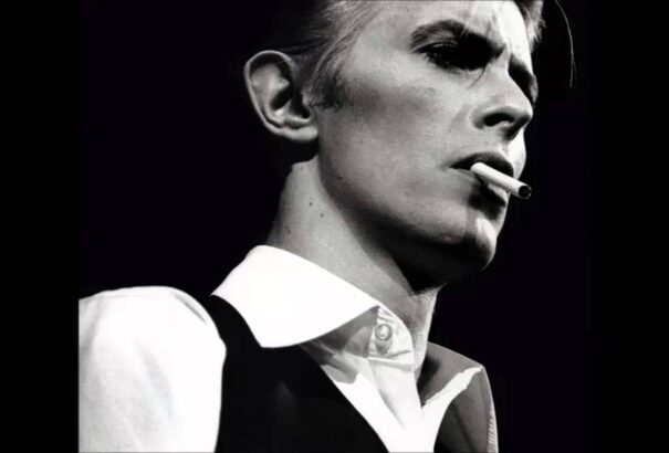 Bakelit-sztorik 03 – Bowie és a „Hősök”