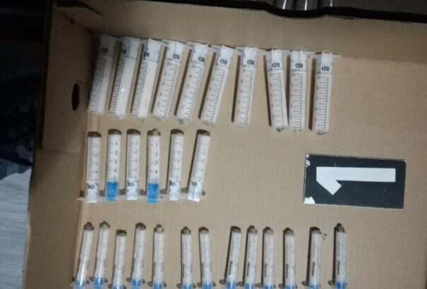 Rajtaütés: A NAKA droglaborokra csapott le Dél-Szlovákiában