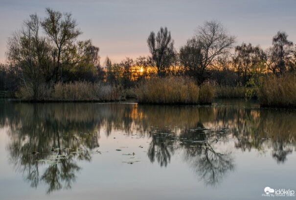Borongós november, esővel, havasesővel