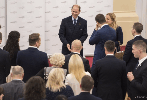 Pozsonyba látogatott Eduárd wessexi gróf