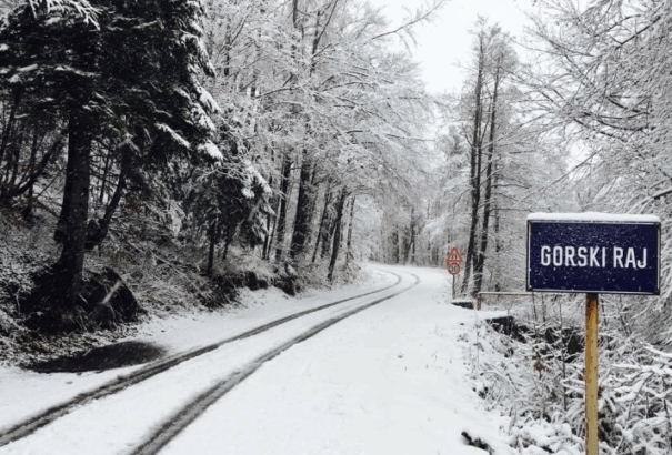 Lecsapott a tél Európára – Toscanában már fél méteres hó esett