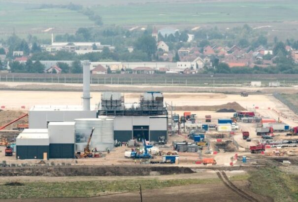 A nyitrai Jaguar Land Rover az első három toborzáson csak szlovákiai munkásokat fog felvenni