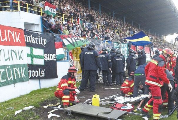 Kilenc éve történt a dunaszerdahelyi szurkolóverés (képek, videók)