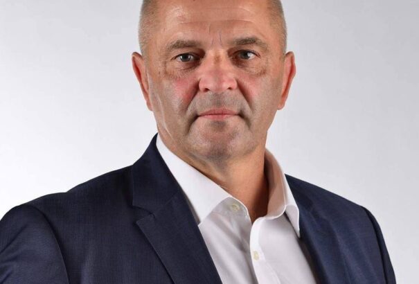 Knirs Imre az MKP komáromi polgármester-jelöltje