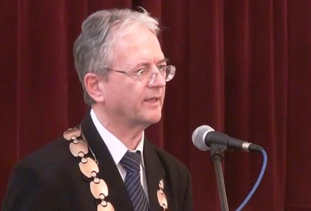 MKP: Stubendek ne gazdasági érdekcsoportok, hanem a Komáromiak érdekeit képviselje