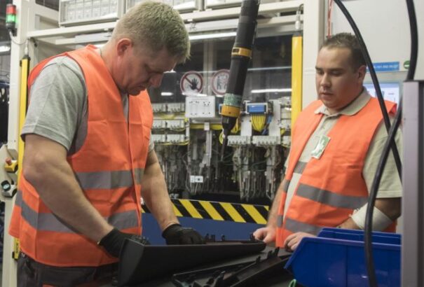 Zolo Mikeš: Fico maradhatott volna inkább a futószalagnál