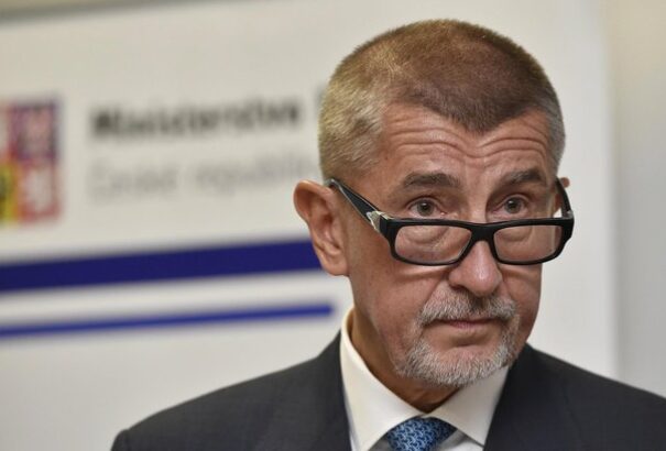 Babiš pénzt ajánl a menekültkvóták teljesítése helyett