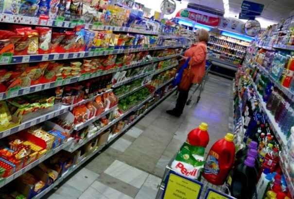 A karácsonyi–szilveszteri időszakban öt napot is érinteni fog az ünnepi boltzár