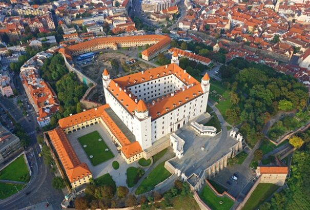 A kormány ma Pozsony legfontosabb problémáival foglalkozik