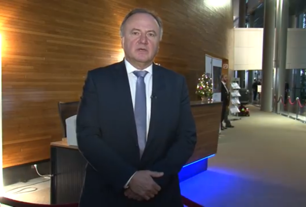 Csáky Pál: Boldog, békés karácsonyt mindenkinek!