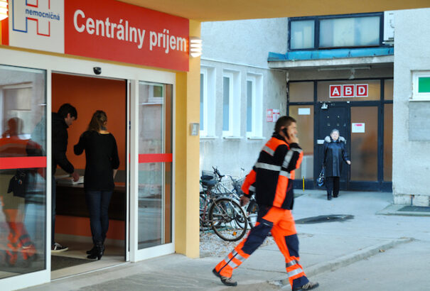 Az ünnepek alatt is folyamatos lesz a sürgősségi orvosi ellátás Pozsony megyében (Elérhetőségek)