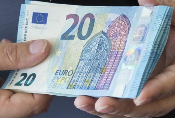 Év végi prémiumok: A cégek egyre nagylelkűbbek – de csak a kiválasztott alkalmazottakkal