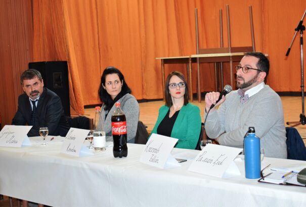 Gyorshír: Lakossági fórum – Mától iható a fertőzött csallóközi víz. Az érintettek a szaktárca illetékeseinek részvételét hiányolták