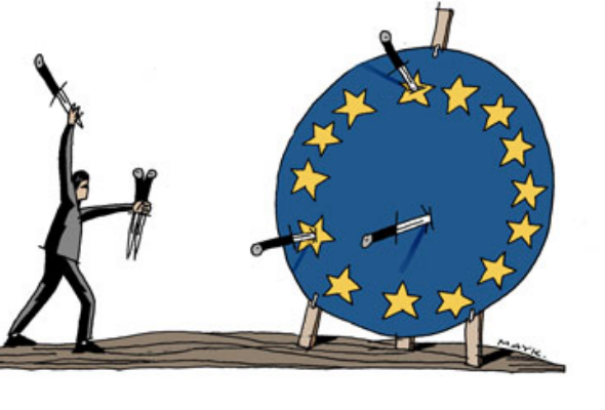 Nézőpont-felmérés: A szlovákiaiak még a magyarországiaknál is kritikusabbak Brüsszellel szemben